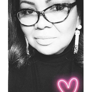 Meet your Posher, Luz tamara